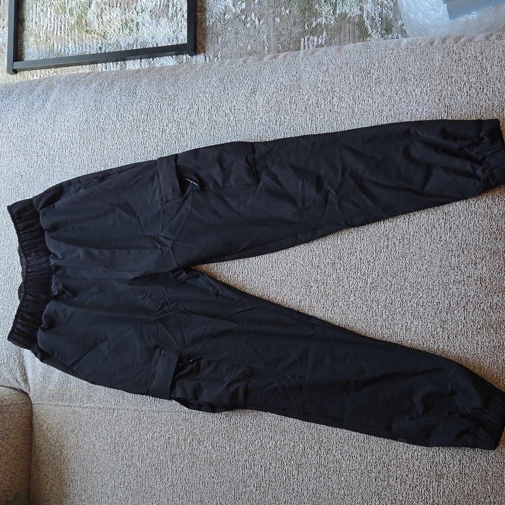 Black joggers - cargo style